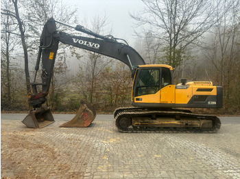 Гусеничный экскаватор VOLVO EC220DL