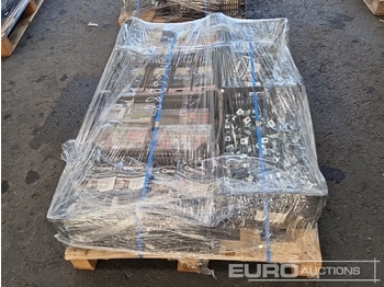 Строительное оборудование Unused Pallet of Nitrile Gloves, Rat Traps, Electronic Clamps, Fixclip Cable Straps, Pipe Clamps with Rubber: фото 3