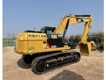 Гусеничный экскаватор CATERPILLAR 320DL