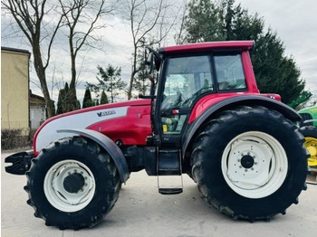 Трактор VALTRA T160