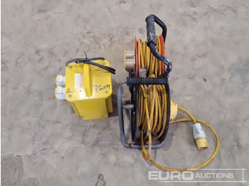 Строительное оборудование 110 Volt Transformer, 110 Volt Extention Leads (3 of): фото 2