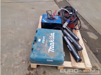 Строительное оборудование Sealey 230Volt Welder, Draper 230Volt Battery Charger/Starter, Makita TW1000 110Volt Impact Wrench, Sealey Micrometer Torqe Wrench (3 of): фото 2