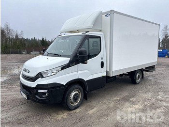 Коммерческий автомобиль IVECO Daily