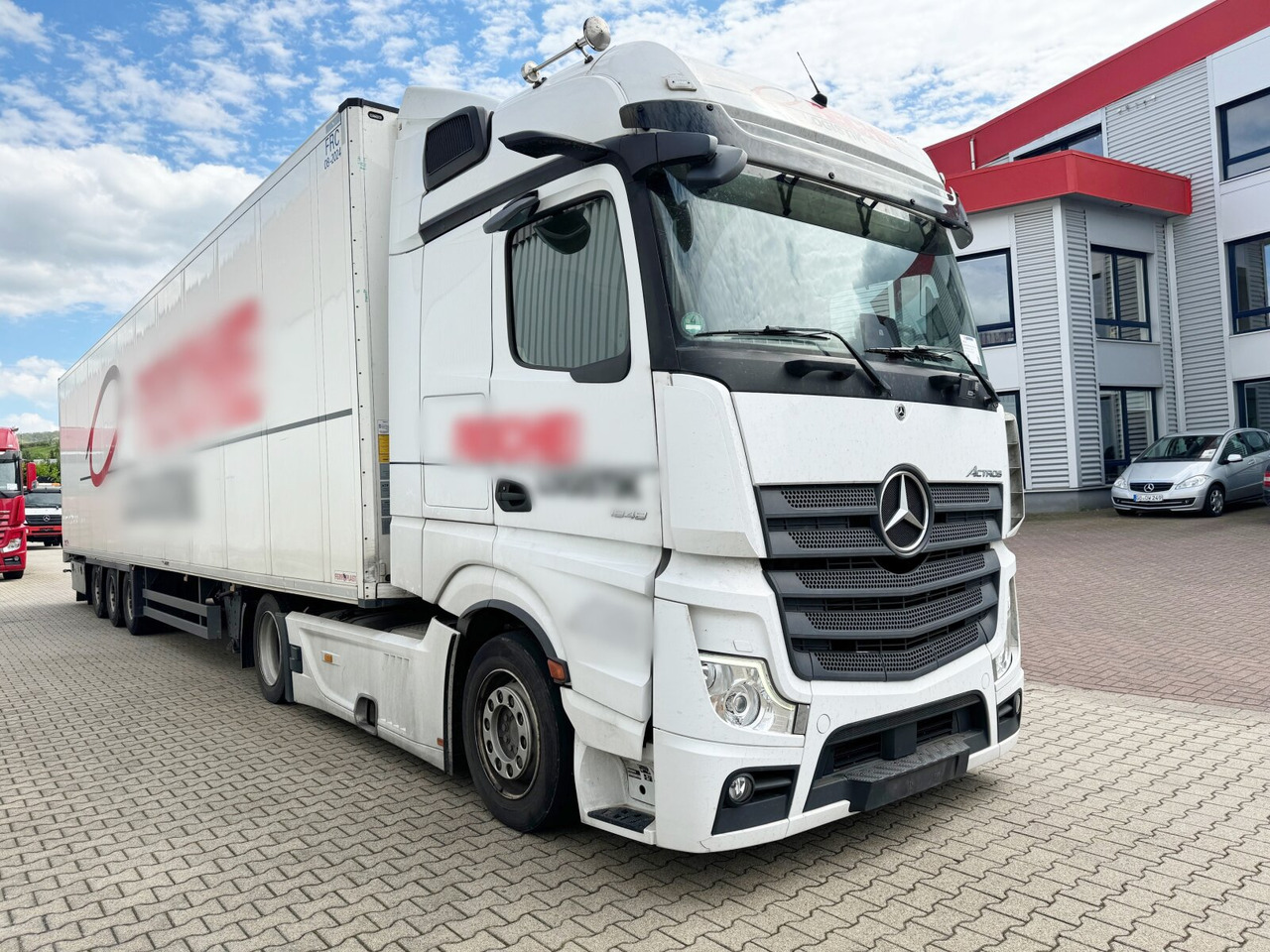 Тягач Mercedes-Benz Actros 1848 LS 4x2 Actros 1848 LS 4x2, Vollumer, Retarder: фото 9 Тягач Mercedes-Benz Actros 1848 LS 4x2 Actros 1848 LS 4x2, Vollumer, Retarder: фото 9