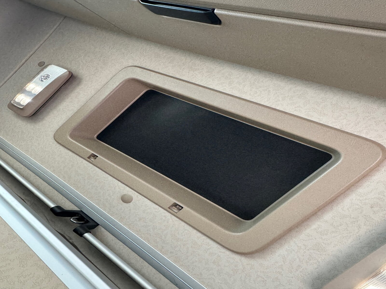 Тягач Mercedes-Benz Actros 1848 LS 4x2 Actros 1848 LS 4x2, Vollumer, Retarder: фото 7 Тягач Mercedes-Benz Actros 1848 LS 4x2 Actros 1848 LS 4x2, Vollumer, Retarder: фото 7