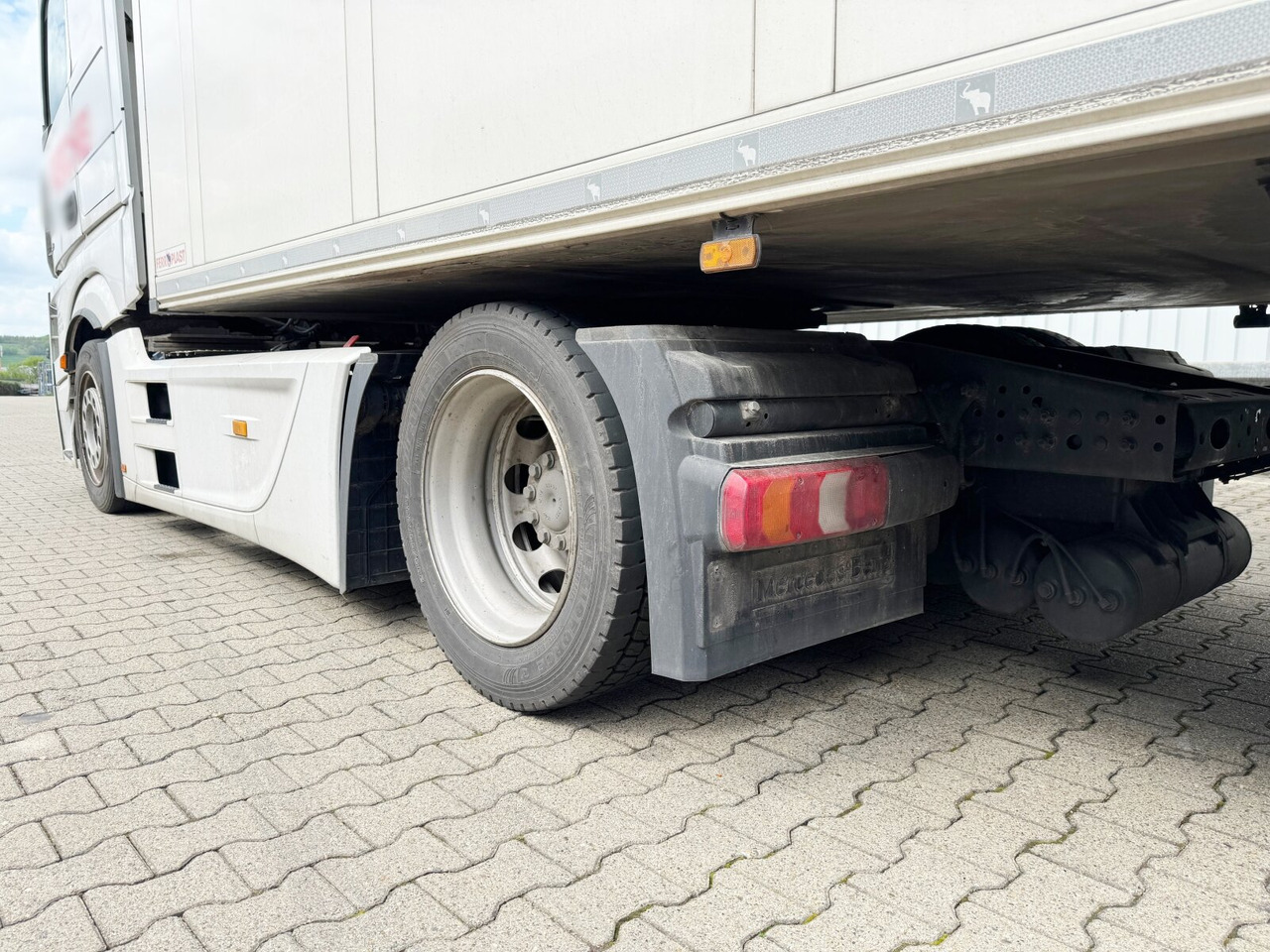 Тягач Mercedes-Benz Actros 1848 LS 4x2 Actros 1848 LS 4x2, Vollumer, Retarder: фото 12 Тягач Mercedes-Benz Actros 1848 LS 4x2 Actros 1848 LS 4x2, Vollumer, Retarder: фото 12