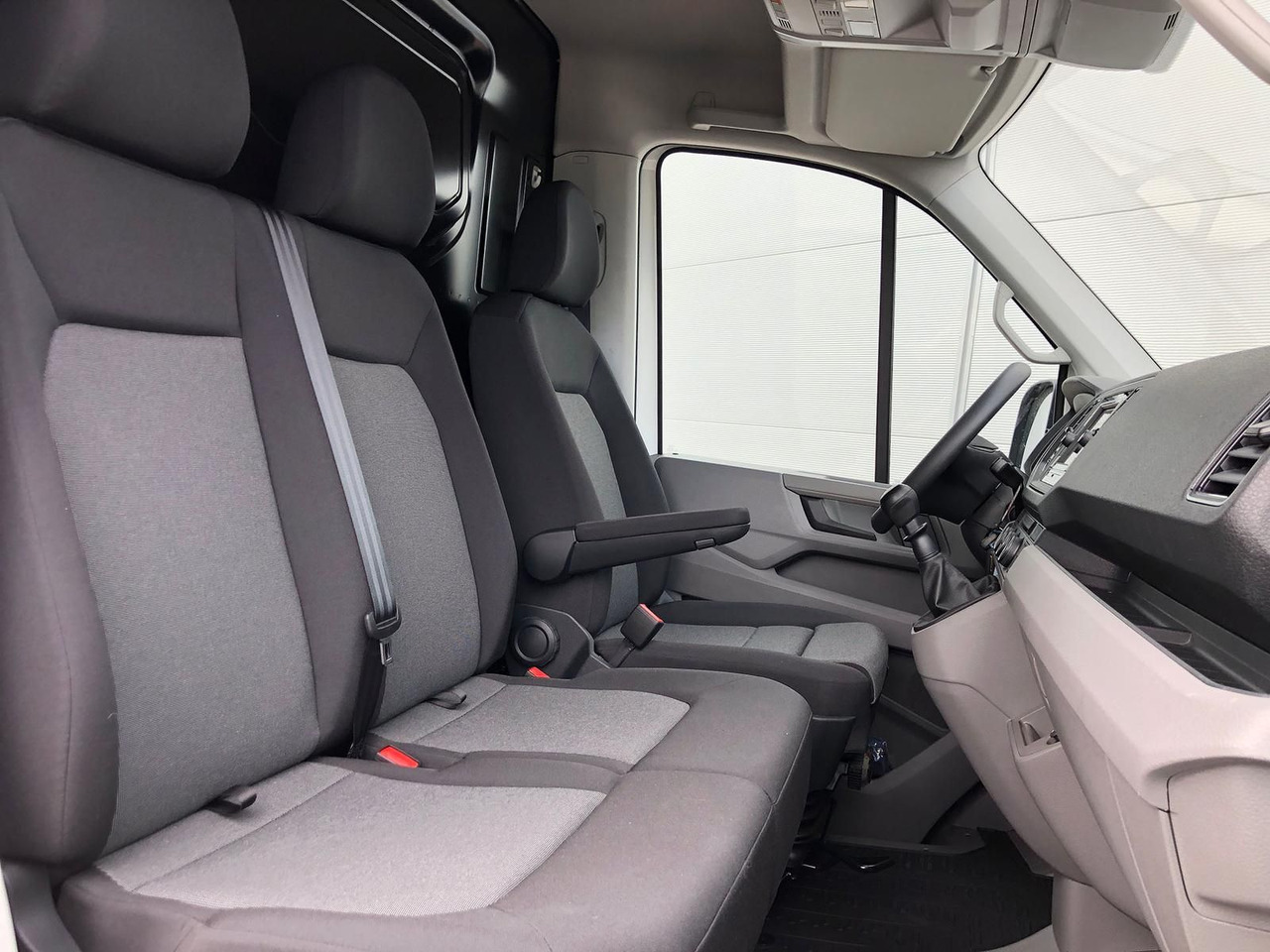 Новый Цельнометаллический фургон Volkswagen Crafter Kasten 35 L3H2 4MOTION LED PDC: фото 19