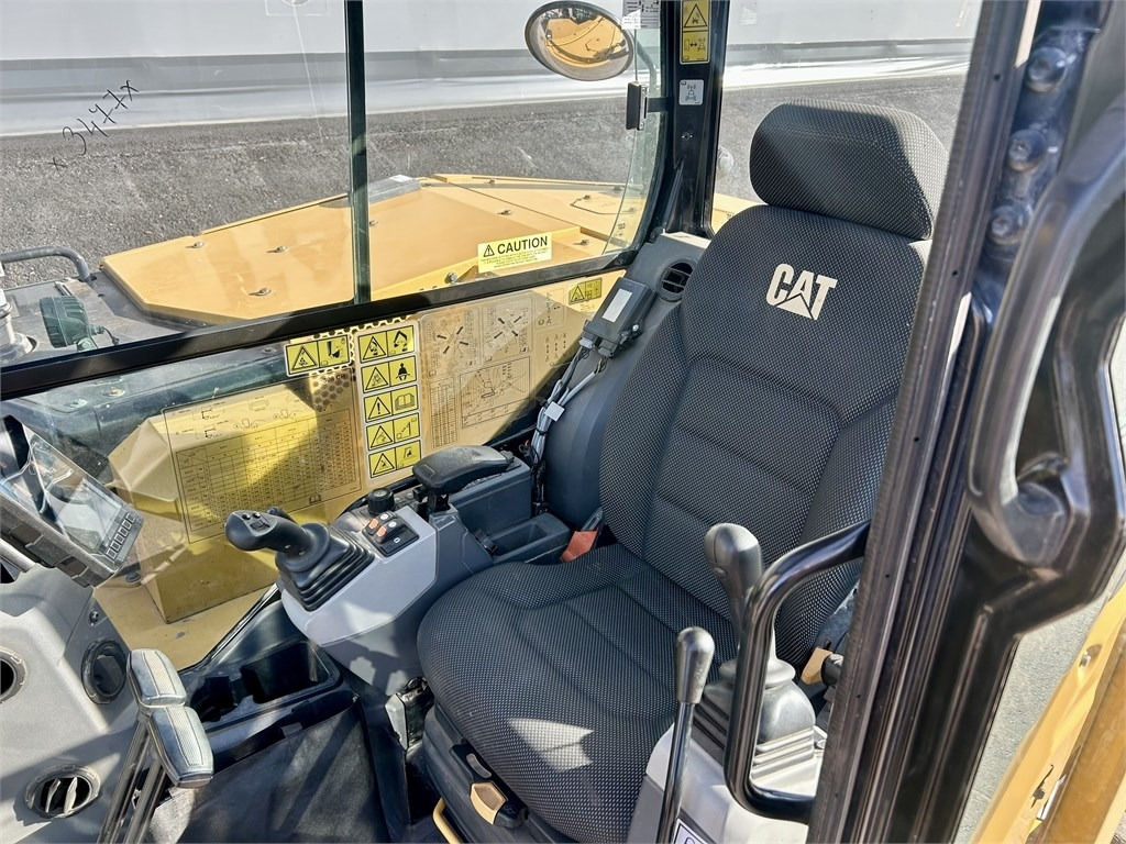 Мини-экскаватор CAT 308CR NEXT GEN PYÖRITTÄJÄLLÄ: фото 17