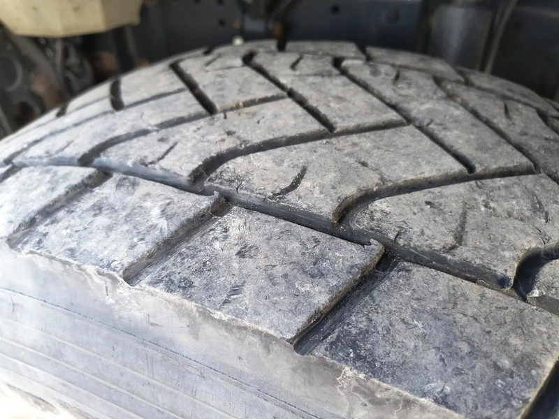 Грузовик-цистерна для транспортировки молока MAN TGS 26.360 15000L INSULATED INOX TANK - 1 COMP - INTARDER: фото 14 Грузовик-цистерна для транспортировки молока MAN TGS 26.360 15000L INSULATED INOX TANK - 1 COMP - INTARDER: фото 14