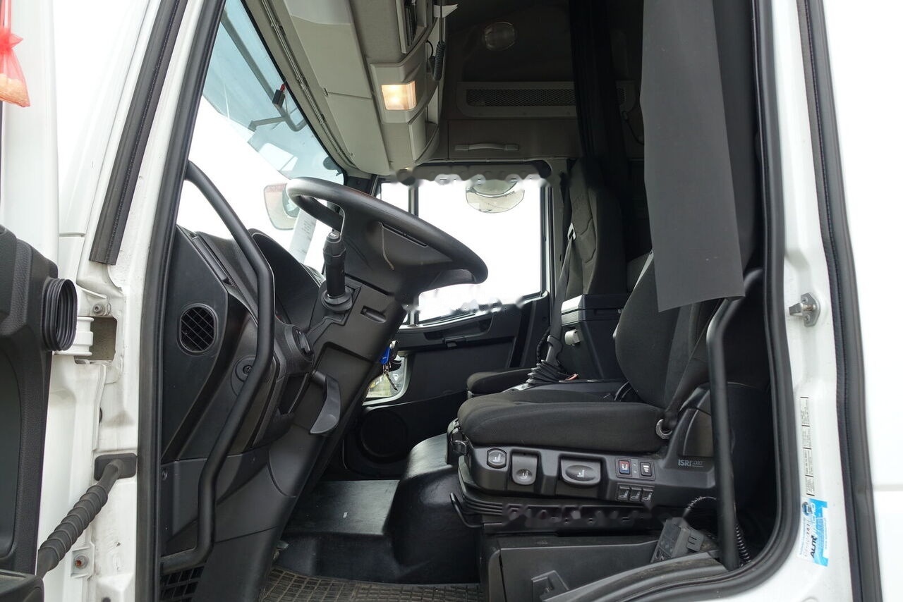 Тентованный грузовик IVECO ML 160E28: фото 12