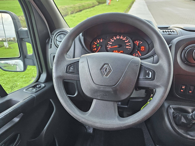 Цельнометаллический фургон Renault Master 2.3 DCI 170 L2H2: фото 9