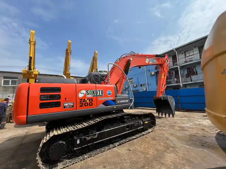 Гусеничный экскаватор Used Hitachi ZX200 crawler Excavator, Japan Made used Hitachi ZX200  large Excavator on sale: фото 6