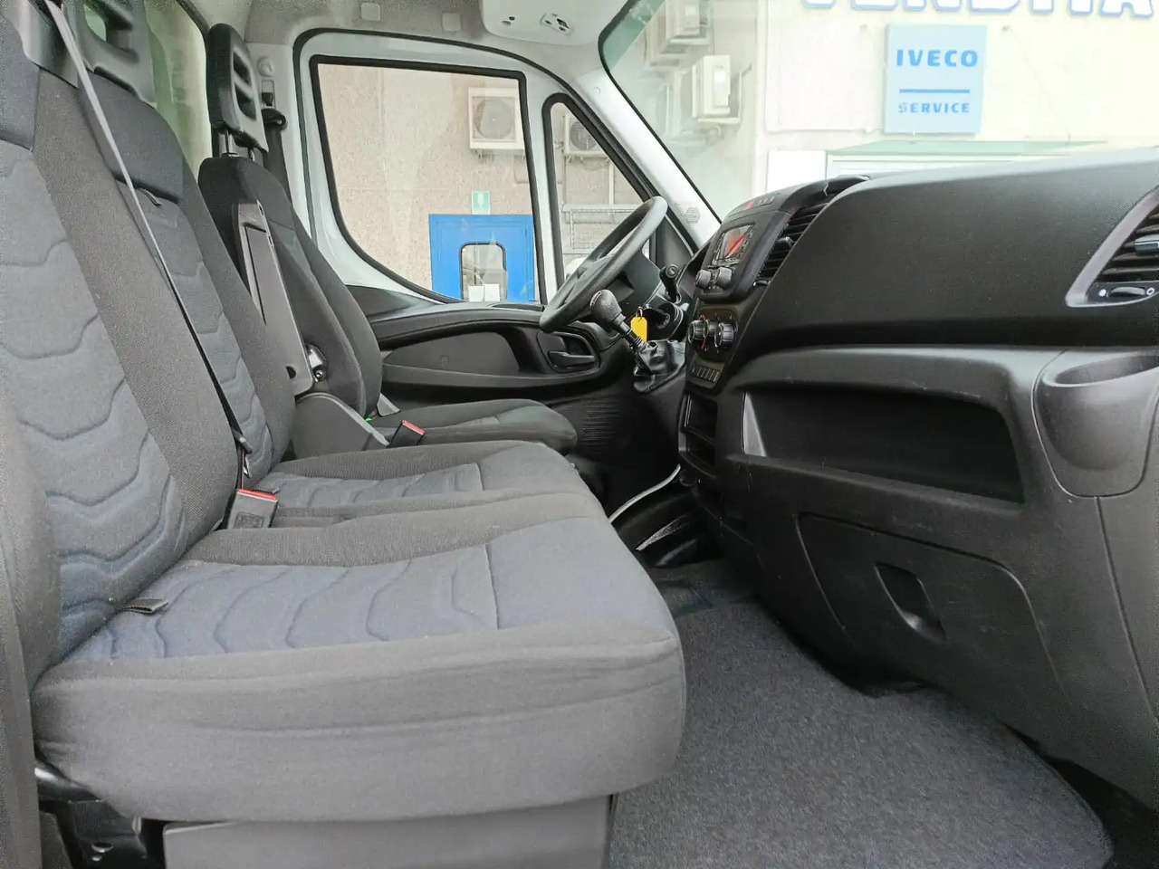 Коммерческий автомобиль IVECO DAILY 35C14: фото 8