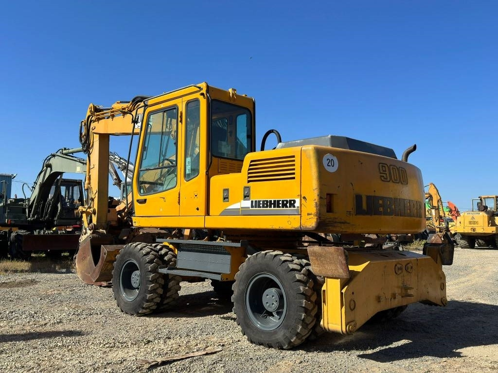 Колёсный экскаватор Liebherr A 900 B: фото 7