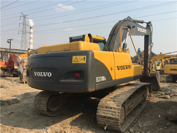 Гусеничный экскаватор Volvo EC210BLC: фото 8