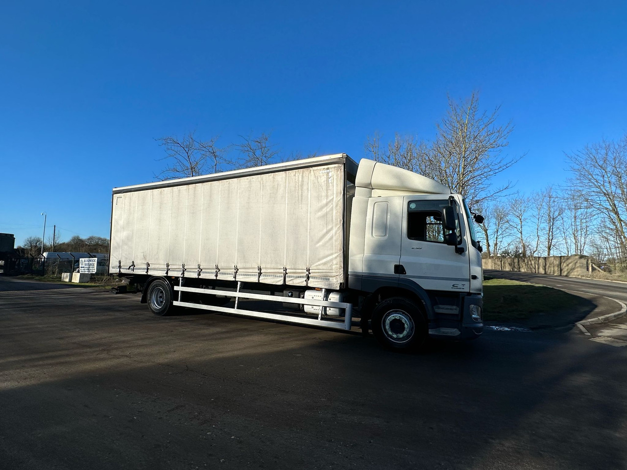 Тентованный грузовик 2017 DAF CF 230 Curtainsider Truck: фото 13