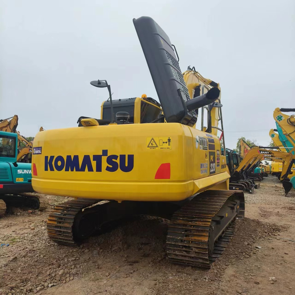 Гусеничный экскаватор KOMATSU PC220-8: фото 6