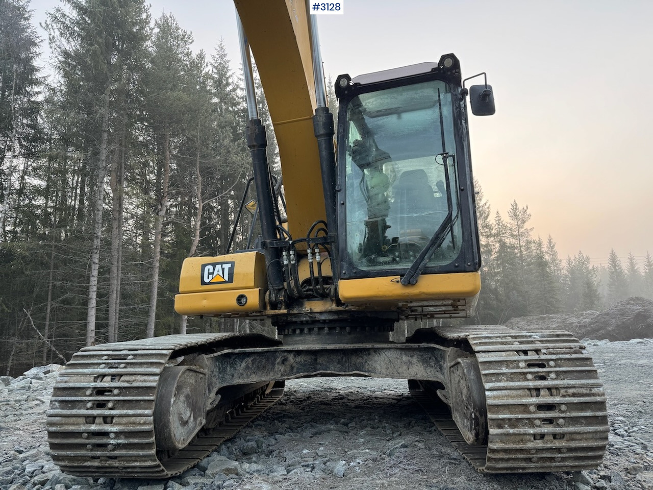 Экскаватор 2018 Cat 323-07 with rototilt, grading bucket, and digging bucket: фото 7