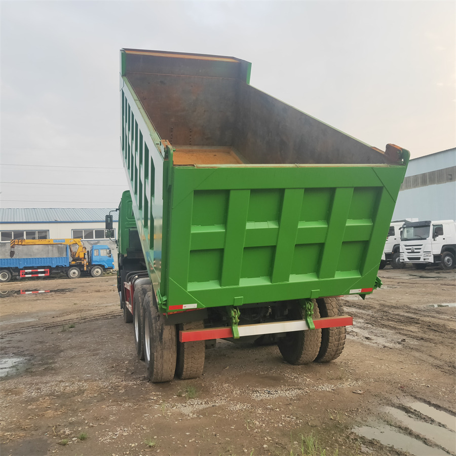 Самосвал SINOTRUK HOWO: фото 6 Самосвал SINOTRUK HOWO: фото 6