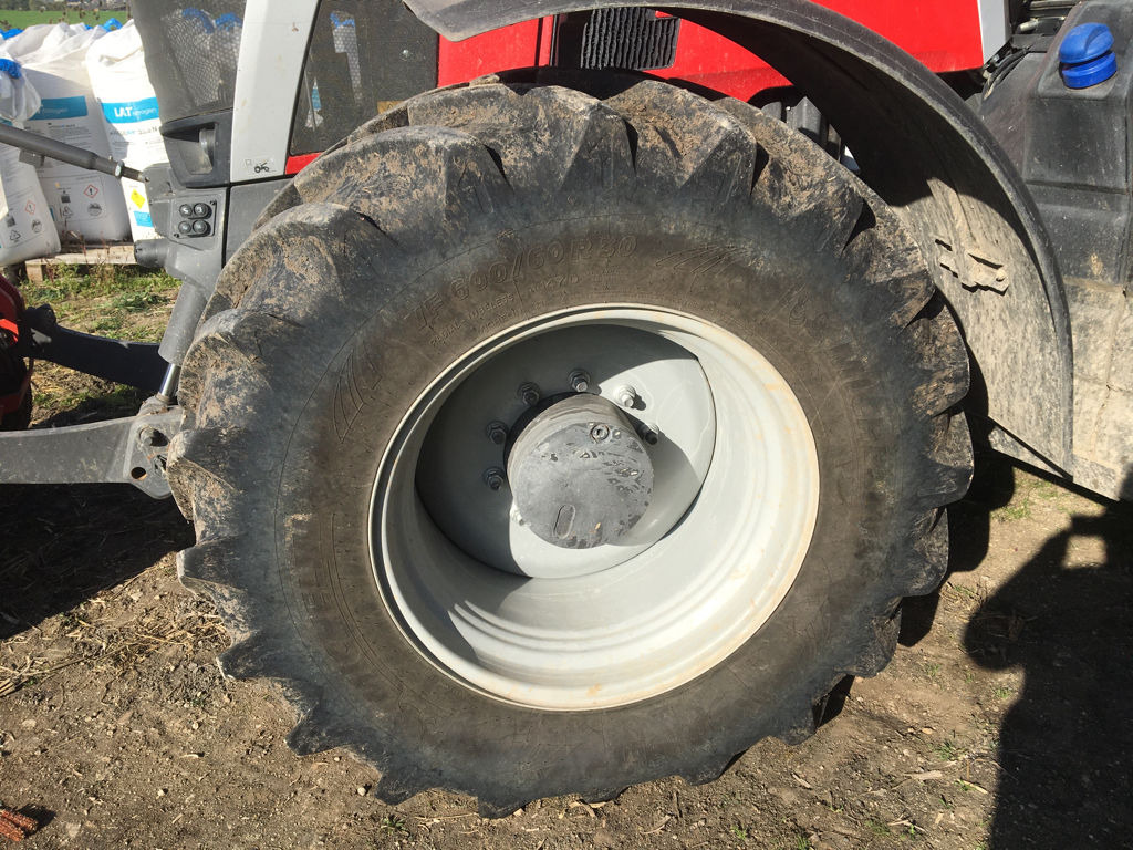 Трактор Massey Ferguson 8S.205 Dyna-VT Exclusive: фото 11