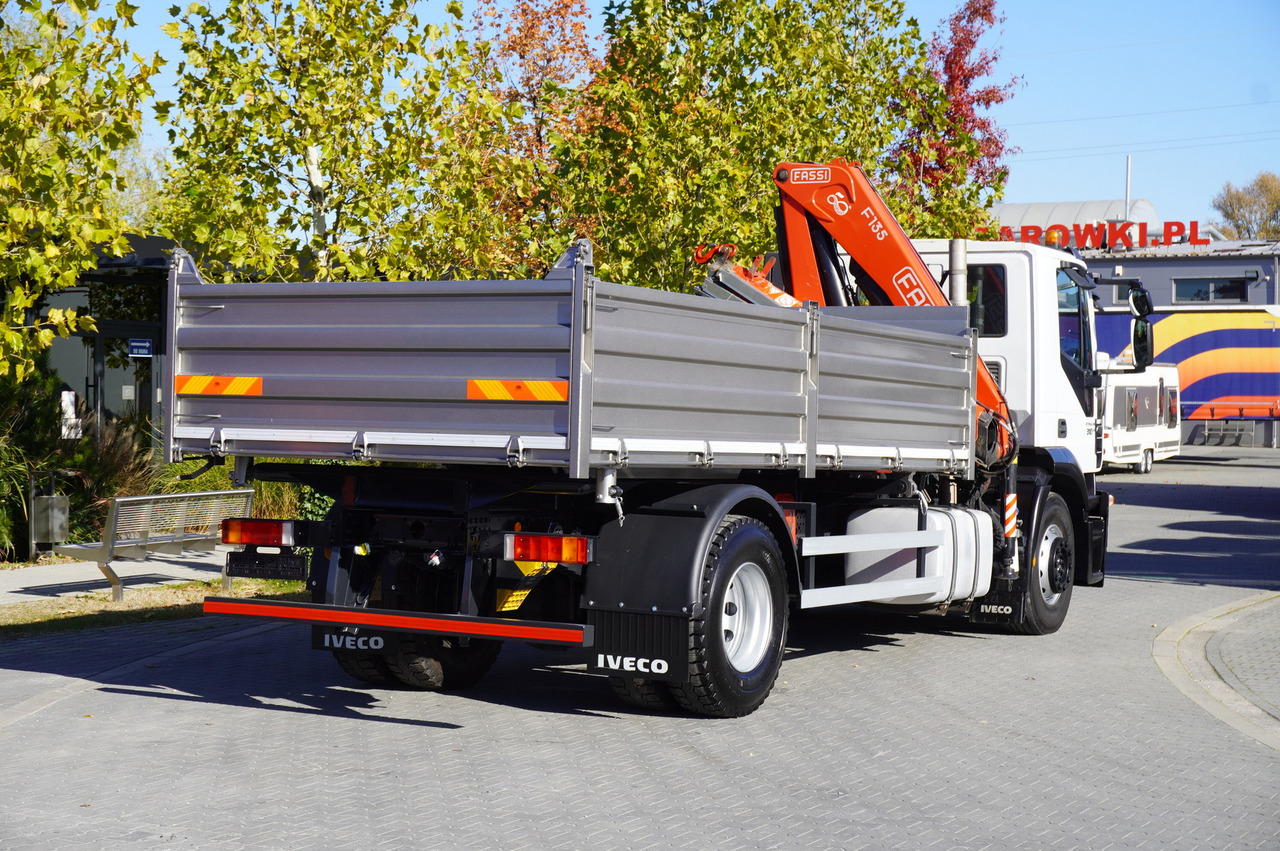 Самосвал, Автоманипулятор IVECO Stralis 310 E6 / NEW 3-sided tipper / Fassi F135 crane with remote control: фото 20