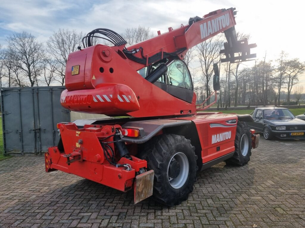 Телескопический погрузчик MANITOU MRT 2150+ privilege: фото 6