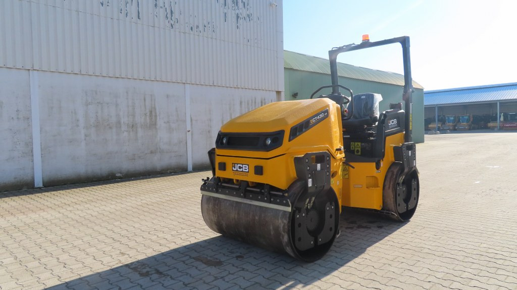 Дорожный каток JCB CT430-140: фото 6