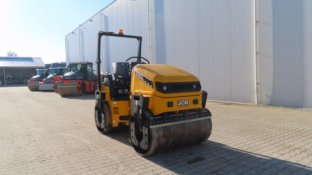 Дорожный каток JCB CT430-140: фото 8