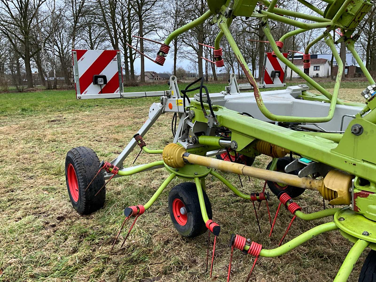 Техника для сенозаготовки Claas VOLTO 1320 T: фото 20