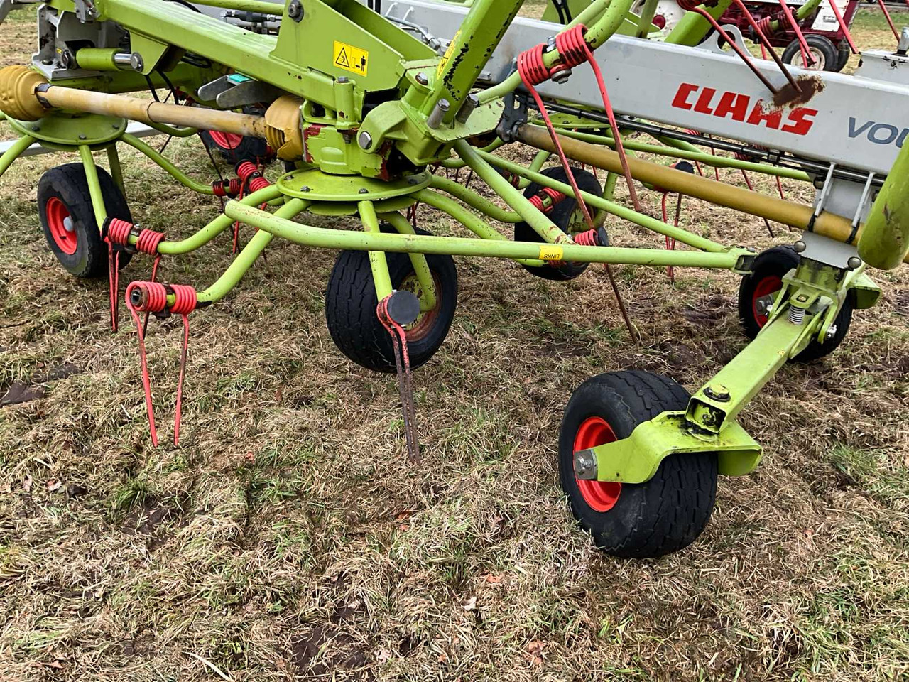 Техника для сенозаготовки Claas VOLTO 1320 T: фото 18