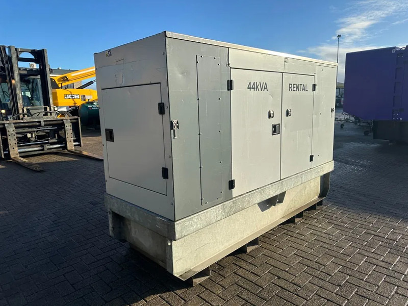 Электрогенератор Europower EPUS44TDE Kubota Leroy Somer 44 kVA Supersilent Rental generatorset: фото 13