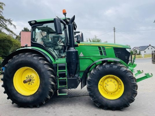 Трактор John Deere 6250R: фото 8